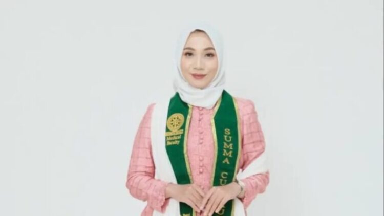 Sahara Mahasiswi Indramayu, Putri ASN Kedokan Bunder Sukses Jadi Lulusan Terbaik Universitas Udayana