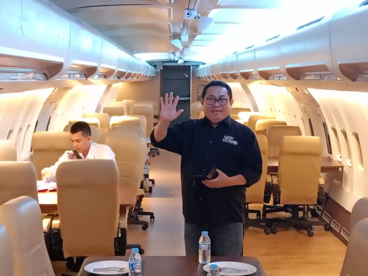 Sebagai Bentuk Kemitraan, SMSI Sematkan Atribut Kepada Sutono