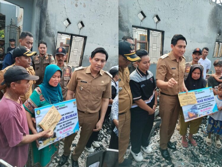 Gercep, Bupati Lucky Hakim Bantu Warga Korban Kebakaran di Tukdana