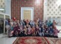 Ajang Silaturahmi, DWP Diskominfo Indramayu Gelar Kegiatan Membatik