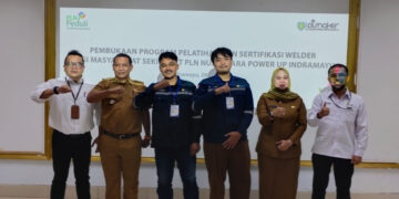 Sambut Kawasan Industri, PLN Nusantara Power dan Bupati Indramayu Cetak Welder Profesional