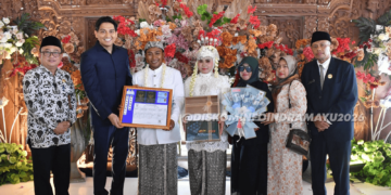Peringati Hari Jadi ke-499 Indramayu, 14 Pasangan Calon Pengantin Lakukan Nikah Massal: Bupati Lucky Hakim Jadi Saksinya